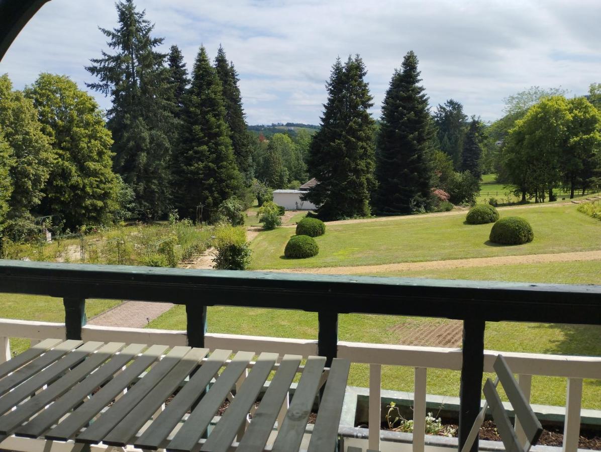Ma Tranquillite Hotel Courpiere Eksteriør billede
